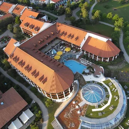 Hotel Ensana Fuerstenhof 4*